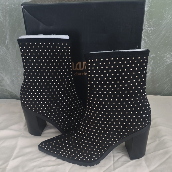 Charles David Studded Stretch Microsuede Black Pull-on Bootie Danielle NIB - Picture 1 of 9